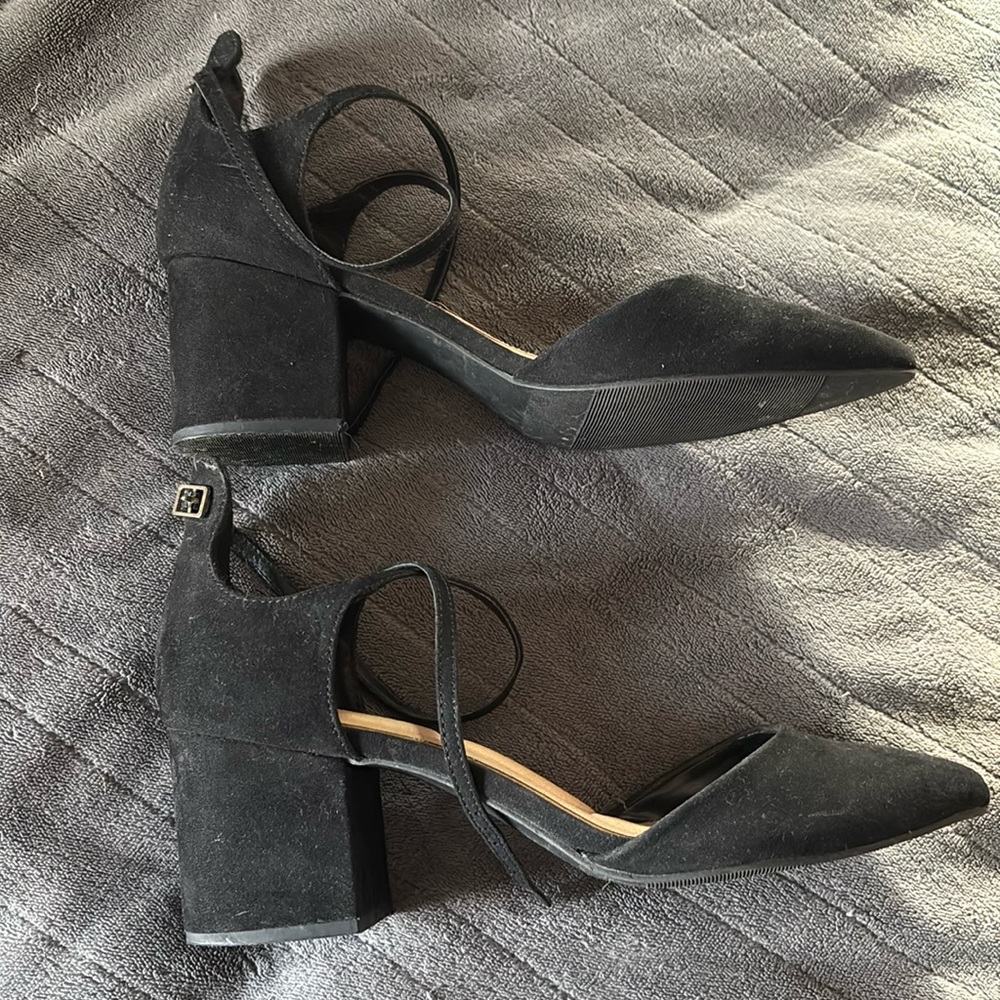 APT. 9 black chunky heel with cross ankle strap